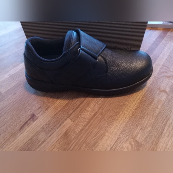 NEW Orthofeet Broadway Black Leather 10.5 Wide - Picture 6 of 9